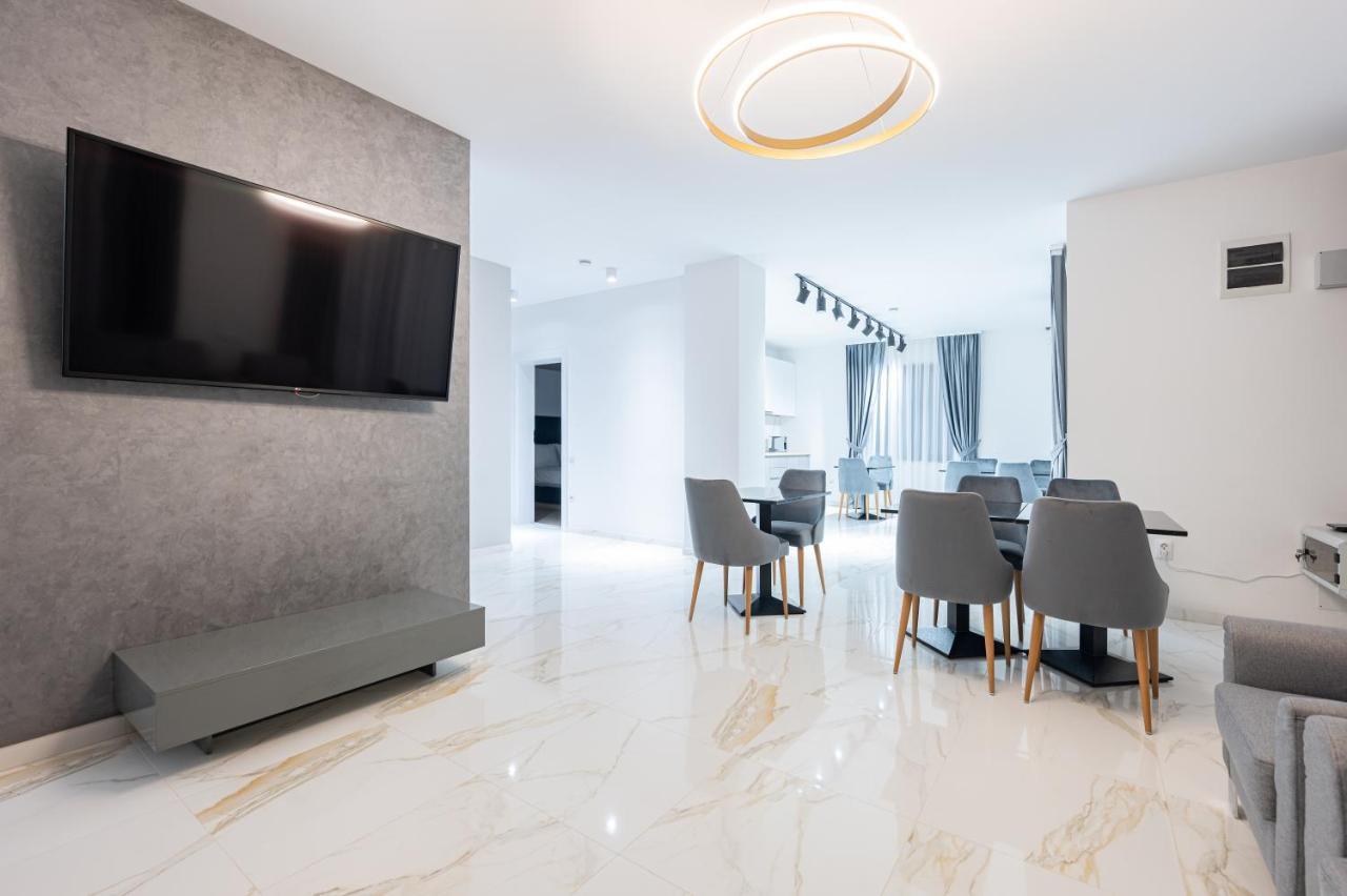 Klia Hotel Sînmartin Kültér fotó