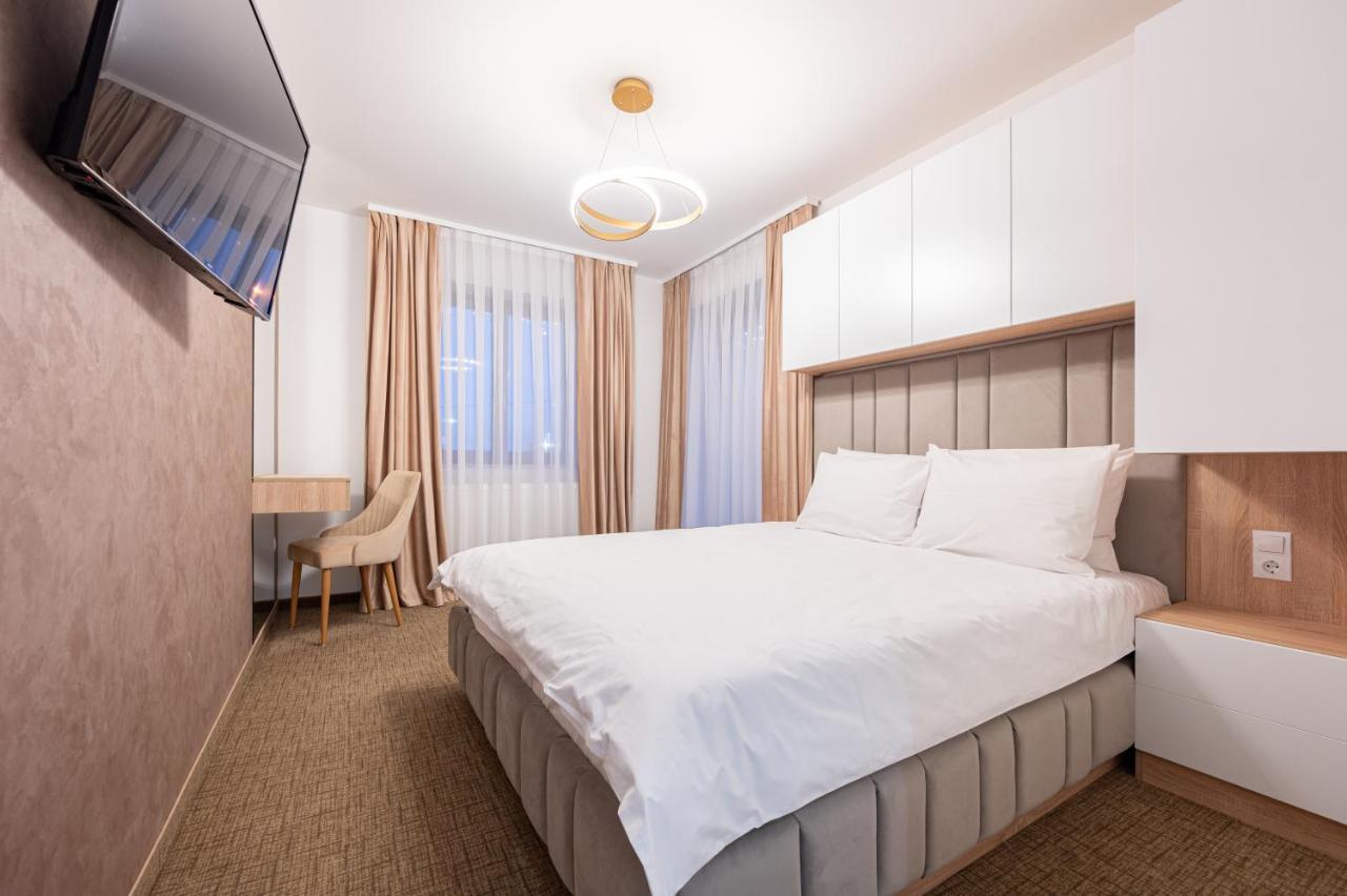 Klia Hotel Sînmartin Kültér fotó