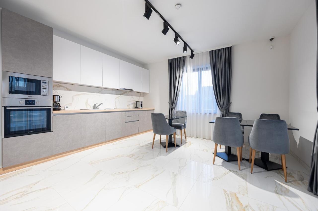 Klia Hotel Sînmartin Kültér fotó