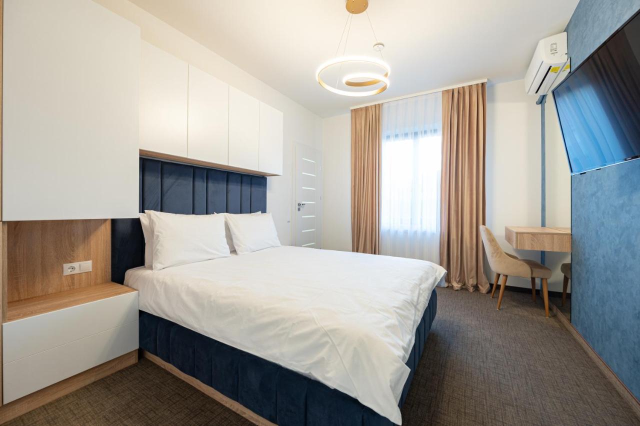 Klia Hotel Sînmartin Kültér fotó