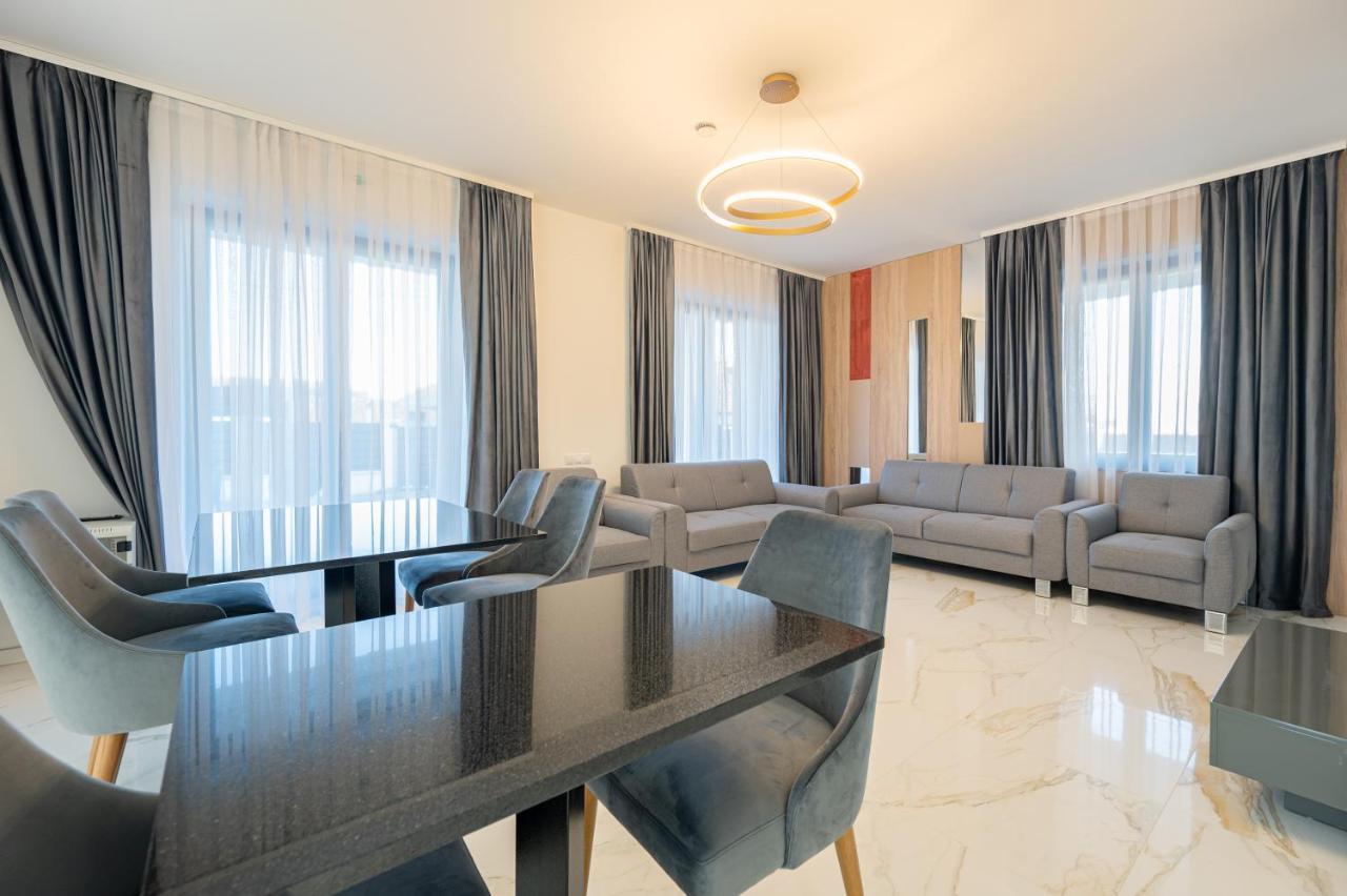Klia Hotel Sînmartin Kültér fotó